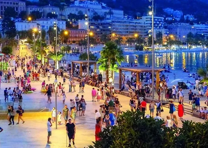 Monaco # - 4 Persons - Hypercenter - Private Parking - Clim - Full Renovated - Fast Wifi شقة
