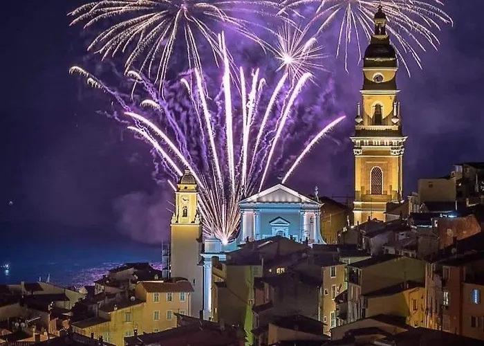 شقة Monaco # - 4 Persons - Hypercenter - Private Parking - Clim - Full Renovated - Fast Wifi مينتون