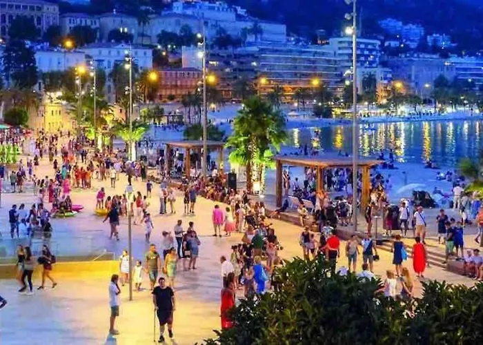 Monaco # - 4 Persons - Hypercenter - Private Parking - Clim - Full Renovated - Fast Wifi شقة