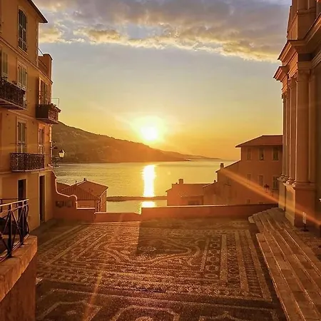 Apartament Monaco # - 4 Persons - Hypercenter - Private Parking - Clim - Full Renovated - Fast Wifi Mentona