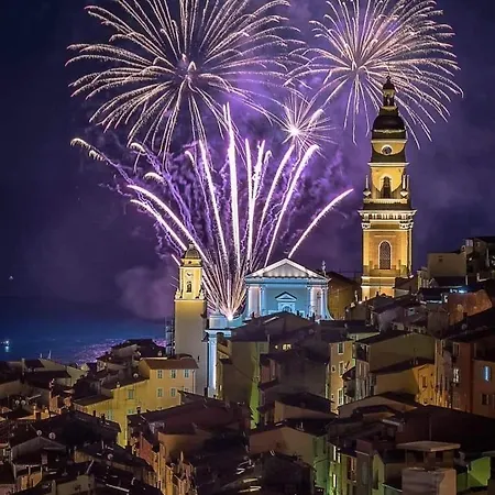 דירה Monaco # - 4 Persons - Hypercenter - Private Parking - Clim - Full Renovated - Fast Wifi מנטון