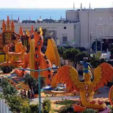 Monaco # - 4 Persons - Hypercenter - Private Parking - Clim - Full Renovated - Fast Wifi * מנטון