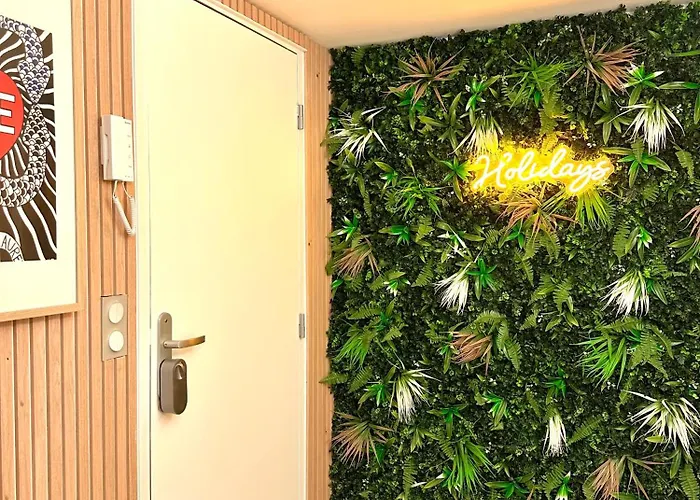 Monaco # - 4 Persons - Hypercenter - Private Parking - Clim - Full Renovated - Fast Wifi Menton